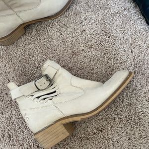 Musse & Cloud Leather Booties